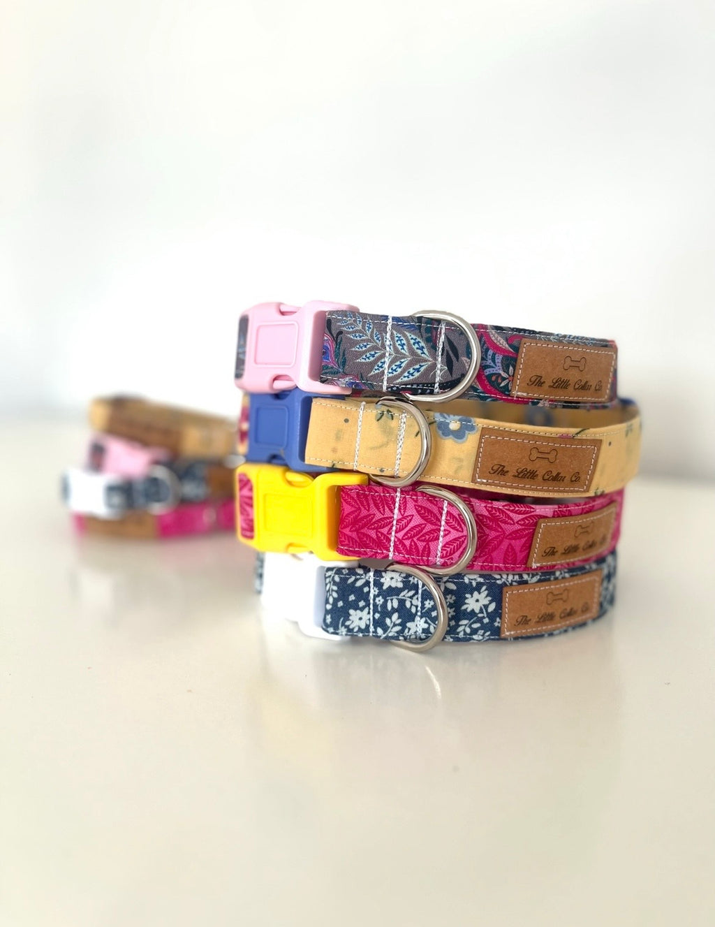 Pink Leaves Collar